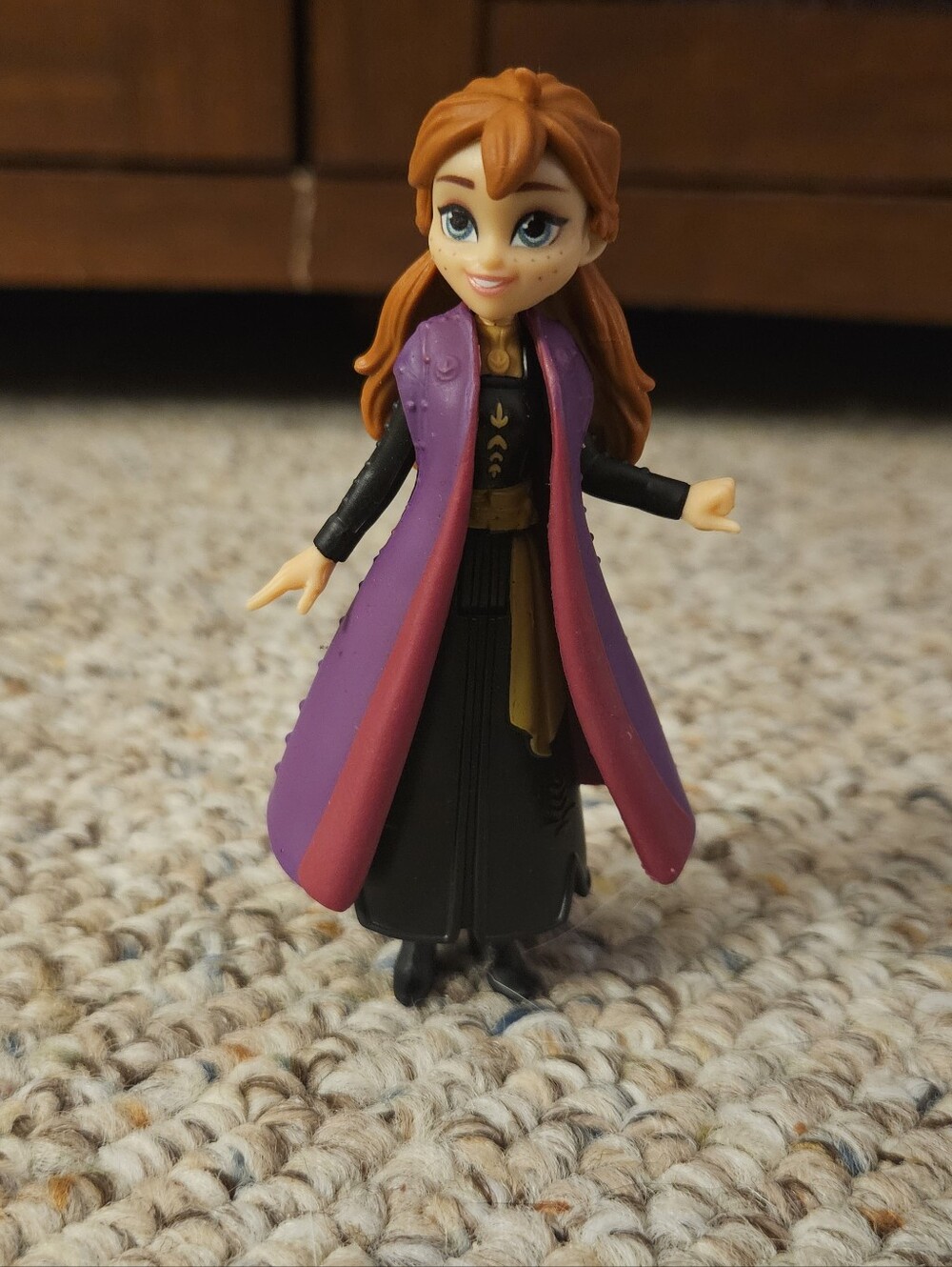 Hasbro Disney Frozen Anna Figure